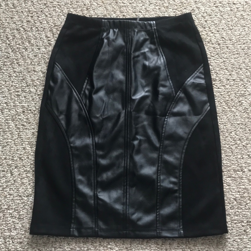 Faux leather and suede pencil skirt